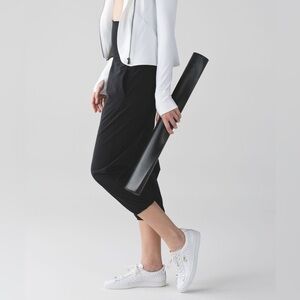 Lululemon Om Pant - Size 4 Black